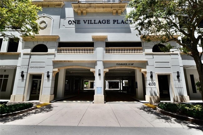 Building Photo - 4100 Salzedo St