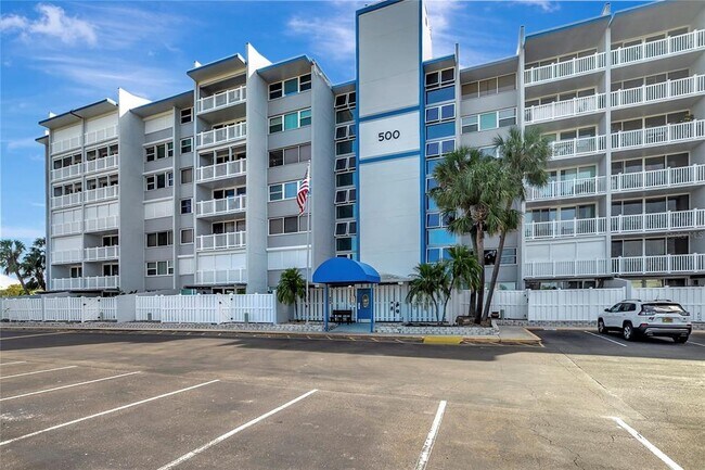 Building Photo - 500 Treasure Island Causeway