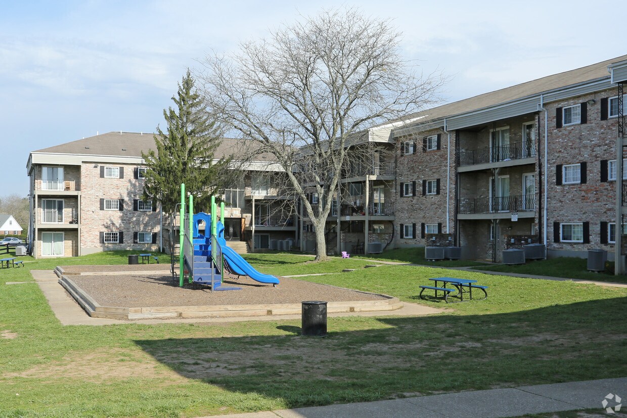 Tates Creek Crossings Apartments 11231143 Centre Pky Lexington, KY