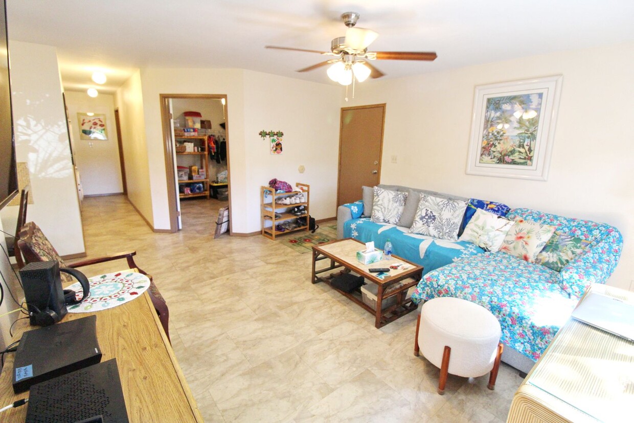 Primary Photo - Haleakala Gardens mostly furnished 3bed/2b...