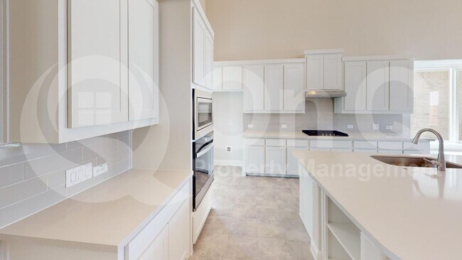 Foto del edificio - 8407 Cornerstone Dr