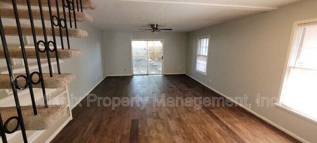 Building Photo - 2105 49th St