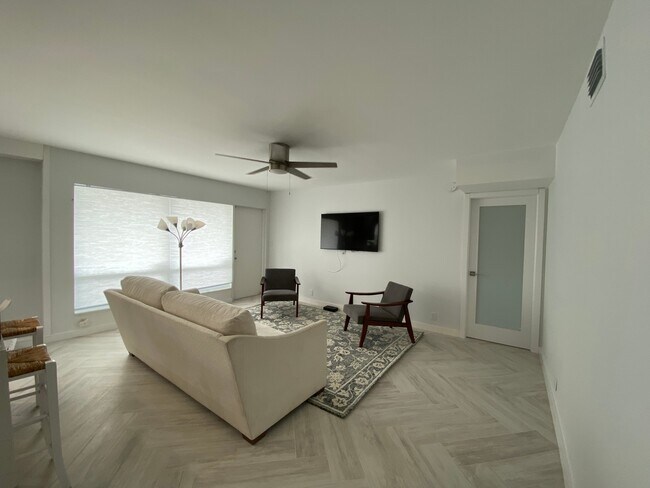 Foto del edificio - 2500 NE 48th Ln