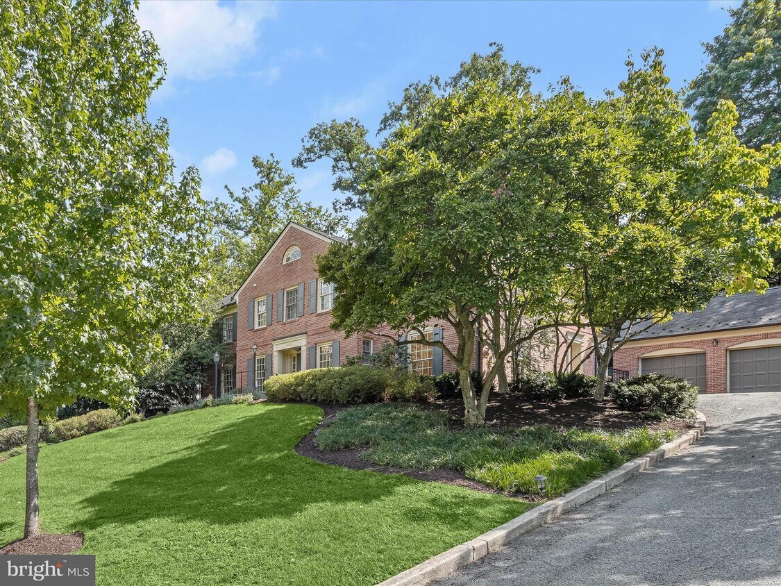 4810 Rockwood Pkwy NW, Washington, DC 20016 House Rental in