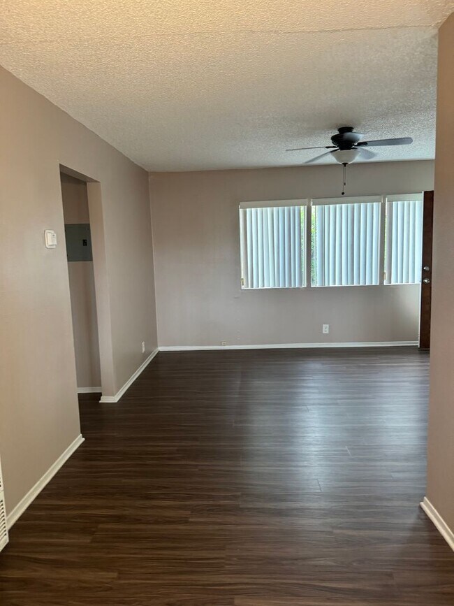 Building Photo - 1 BEDROOM 1 BATH CONDO - AVALON GREENS