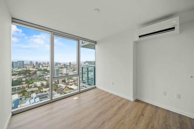 Building Photo - 1500 Rycroft St