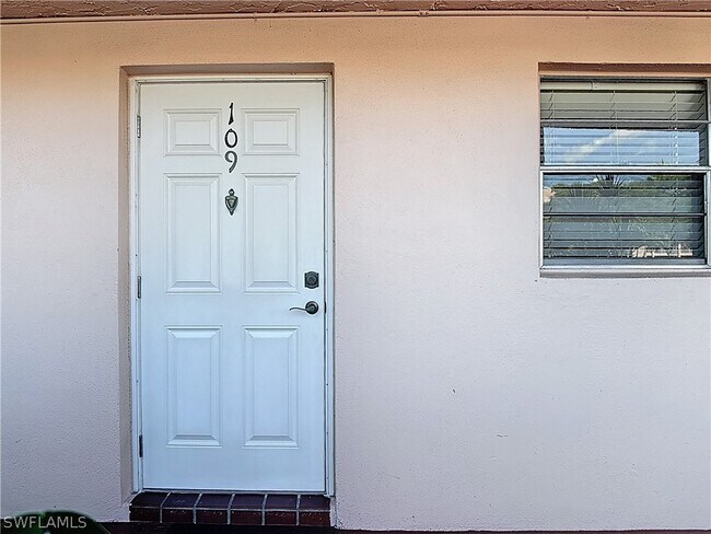 Foto del edificio - 200 Turtle Lake Ct