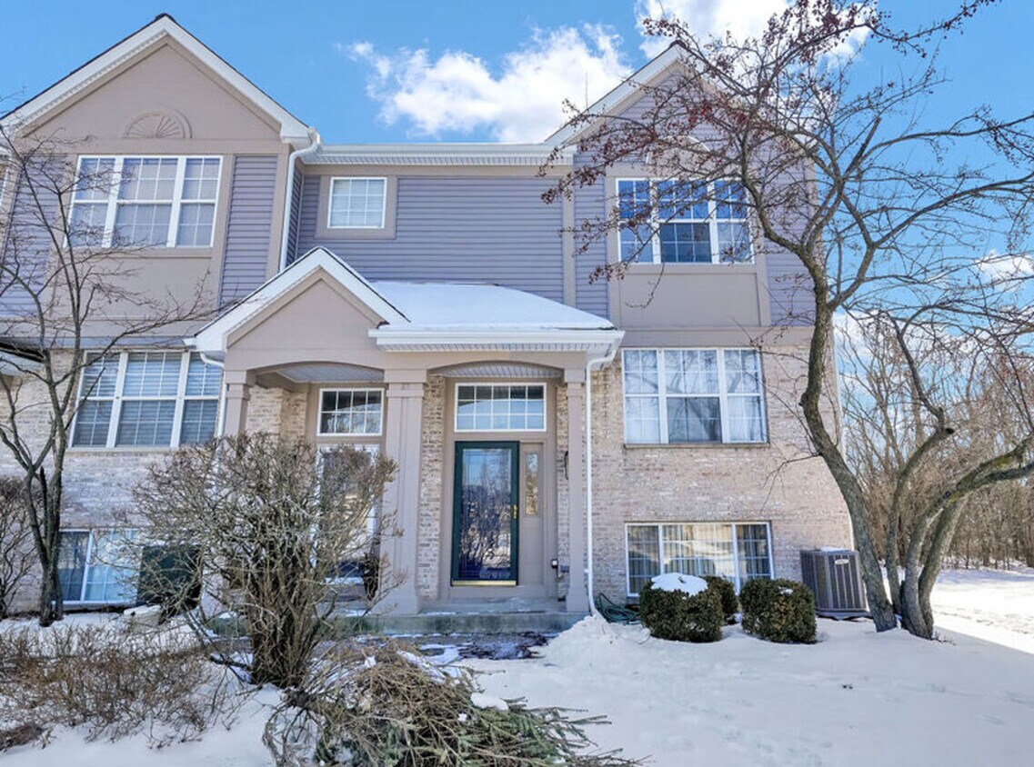 Foto principal - 2751 Woodmere Dr