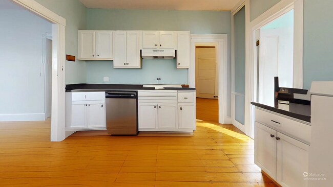 Photo - 48 Eustis St Townhome