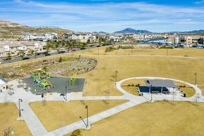 Foto del edificio - 4 br, 3.5 bath House - 1268 Camino Prado