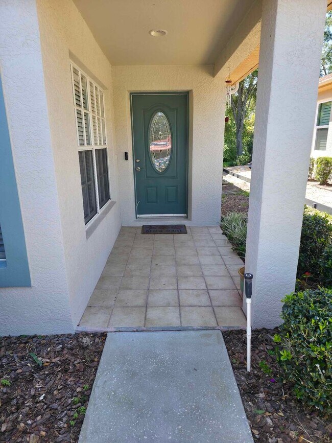 Building Photo - Carefree Florida Living! Spacious 2BR/2BA ...