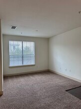 Interior Photo - MAA Westover Hills