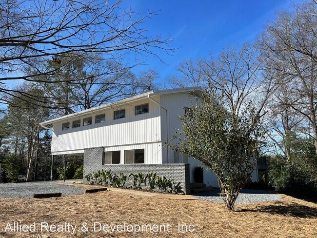 Building Photo - 4 br, 2.5 bath House - 1602 27th Avenue E