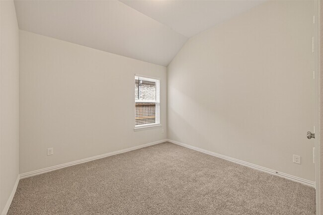 Foto del edificio - 6123 Severson Lake Ct