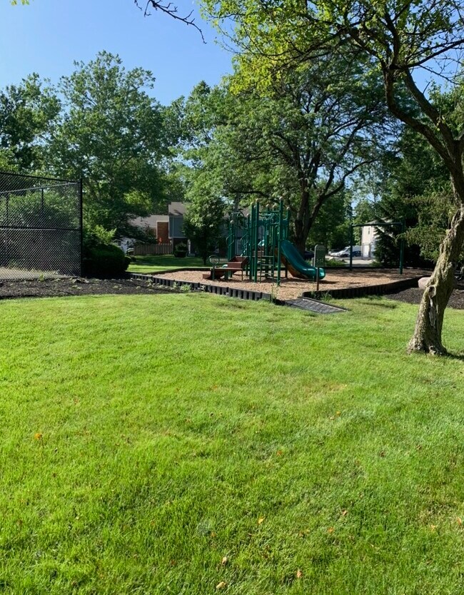 Building Photo - 8268 Woodall Dr