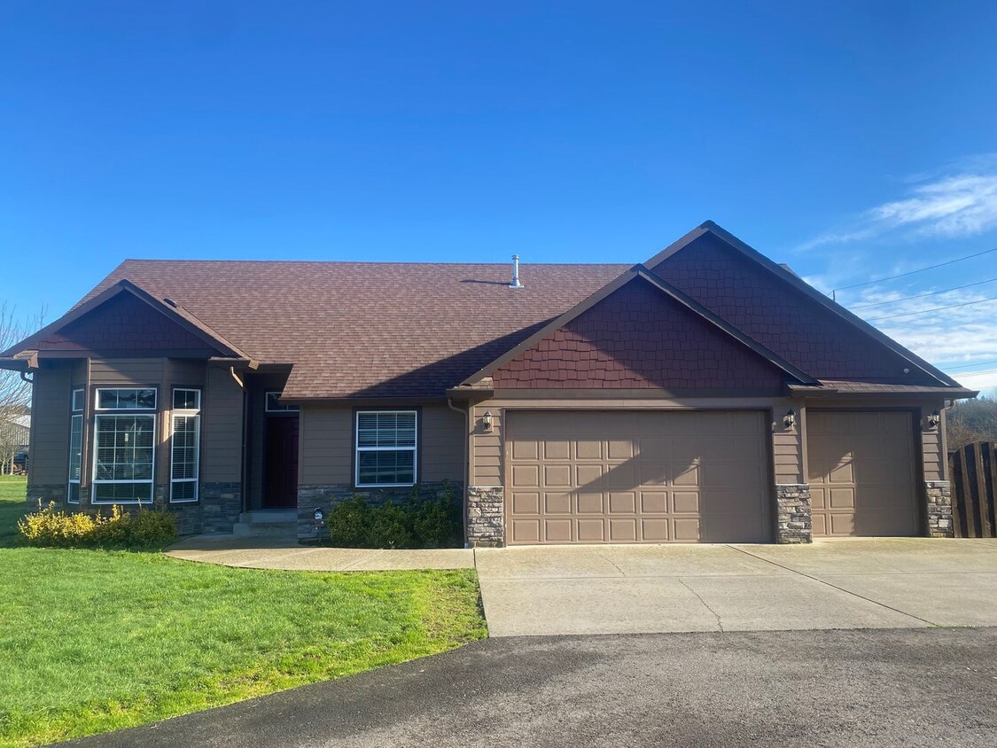 Primary Photo - Beautiful Custom Home Acreage Property