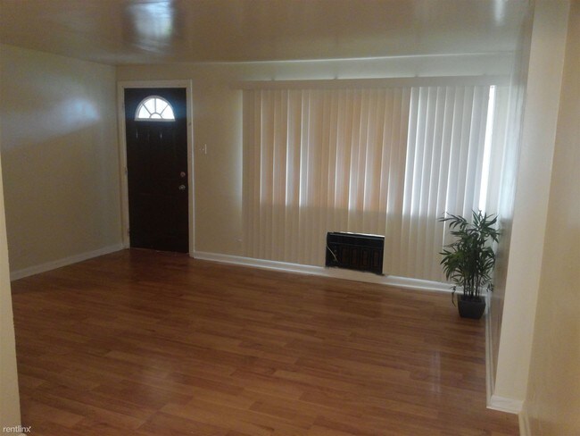 Foto del edificio - 8109 S King Dr