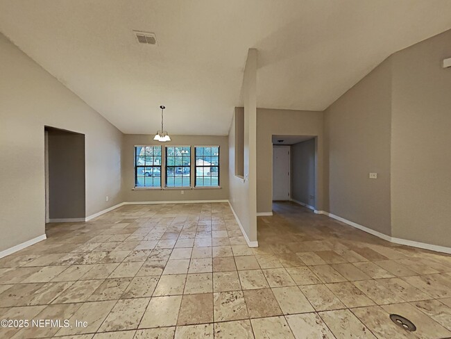 Foto del edificio - 4836 Rustic Woods Dr