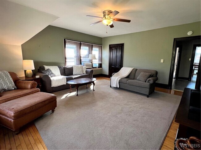 Foto del edificio - 115 Bidwell Pkwy