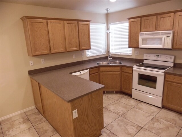 Building Photo - 9379 S New Heritage Drive