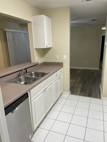 Foto del edificio - 929 Greystone Dr