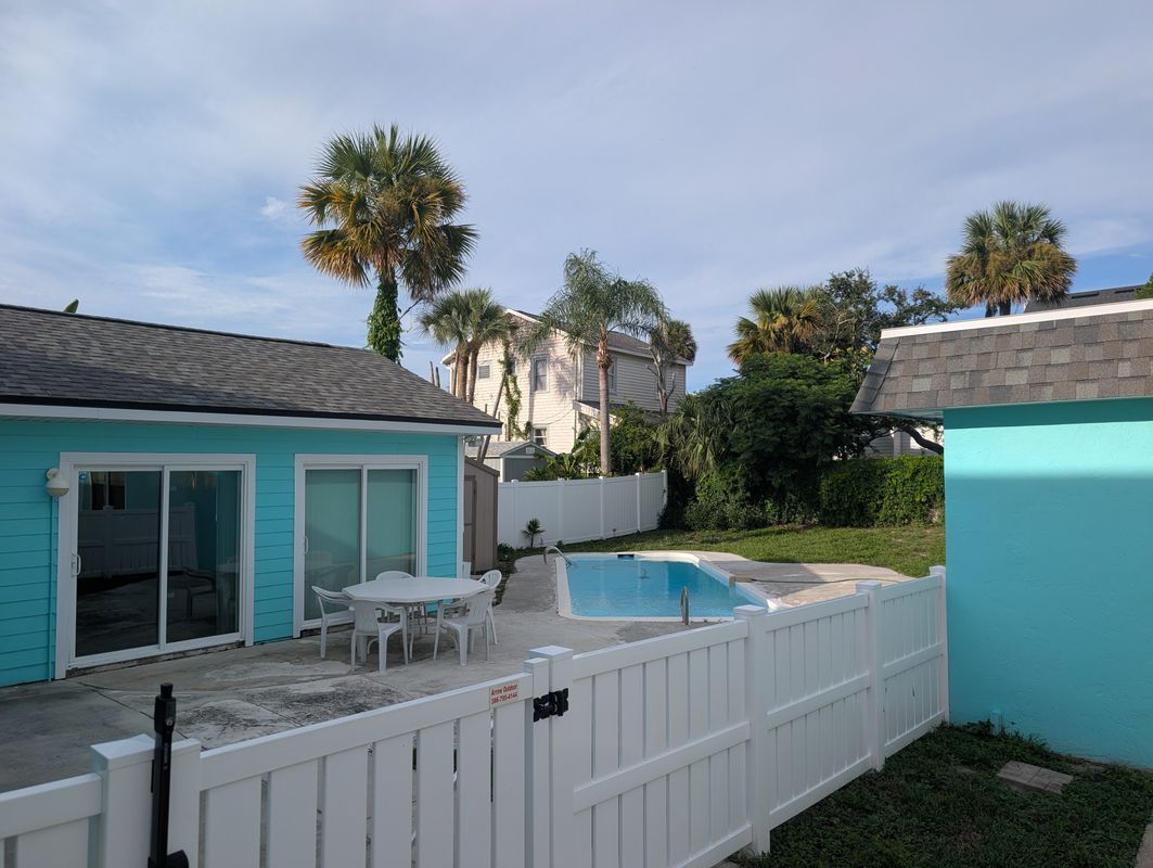 Foto del edificio - 924 N Wild Olive Ave