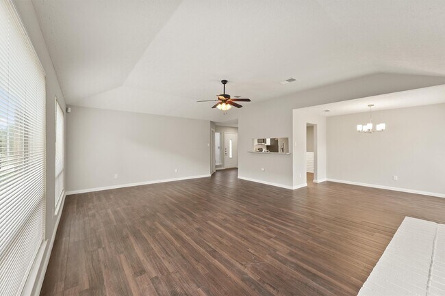 Foto del edificio - 20426 Rustwood Ln