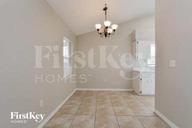 Foto del edificio - 3414 Cove Ct W