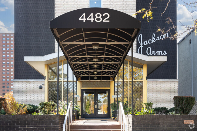 Lobby Entrance - Jackson Arms