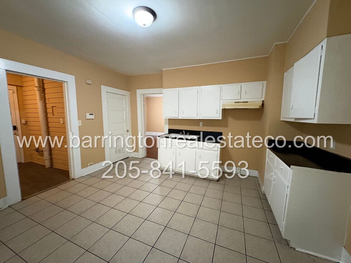 Foto del edificio - 4745 Avenue R