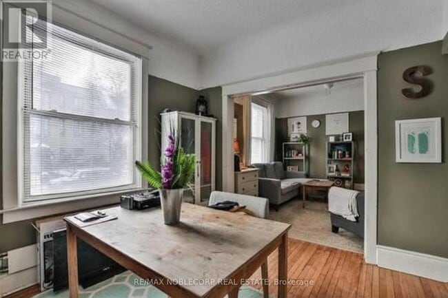 Building Photo - 34 Winchester St