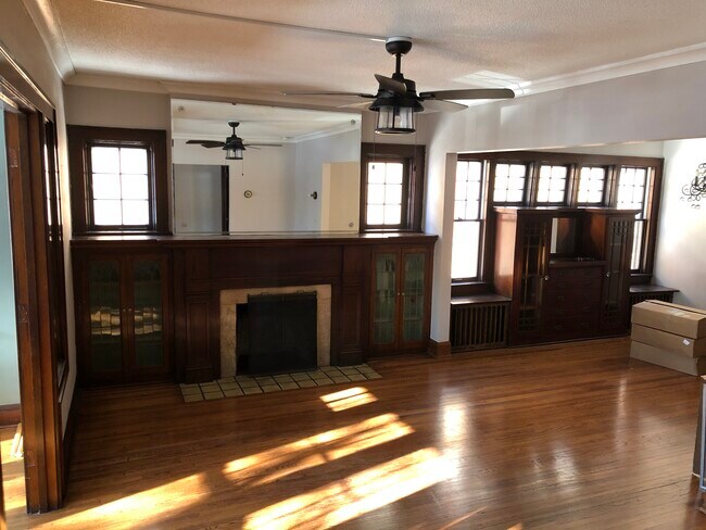 Foto del edificio - 793 Ashland Ave