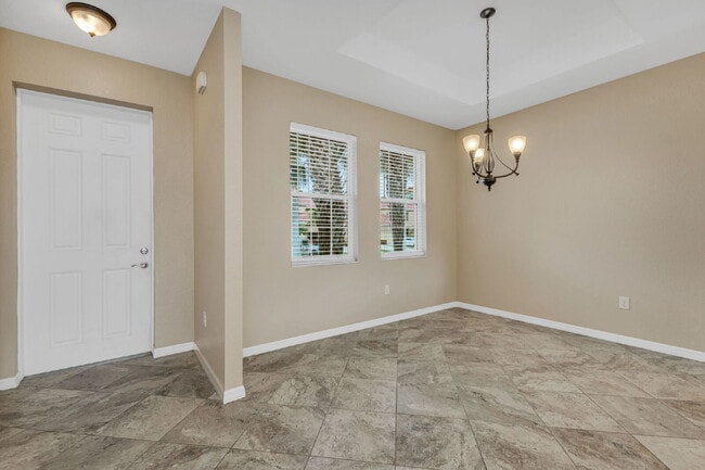 Building Photo - "Charming 2-Bed, 2-Bath with Granite Finis...