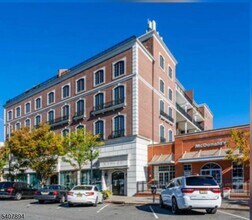 Building Photo - 53 W Palisade Ave