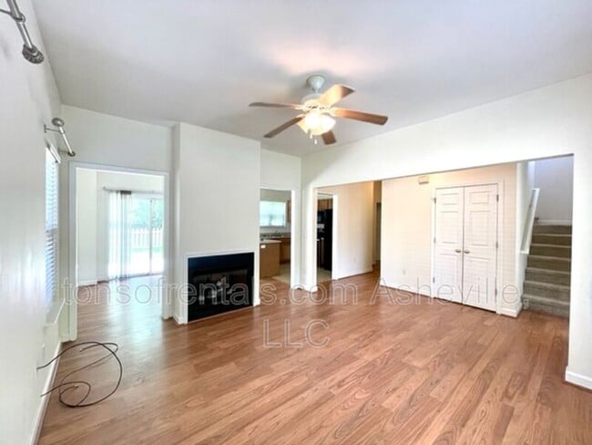 Building Photo - 24 Scottish Cir