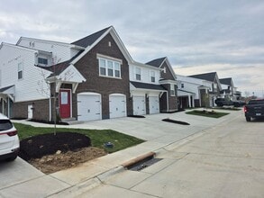 Building Photo - 759 Walton Ter Dr