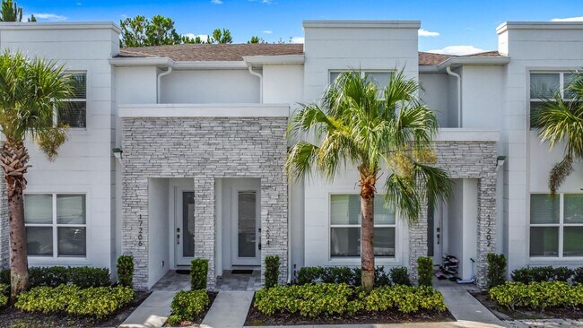 Foto del edificio - 17204 Blessing Dr