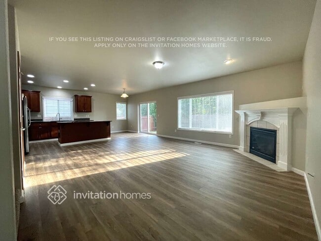 Foto del edificio - 15404 87th Ave E