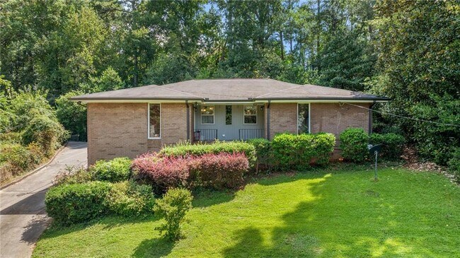 Foto del edificio - 1449 Southland Vista Ct NE