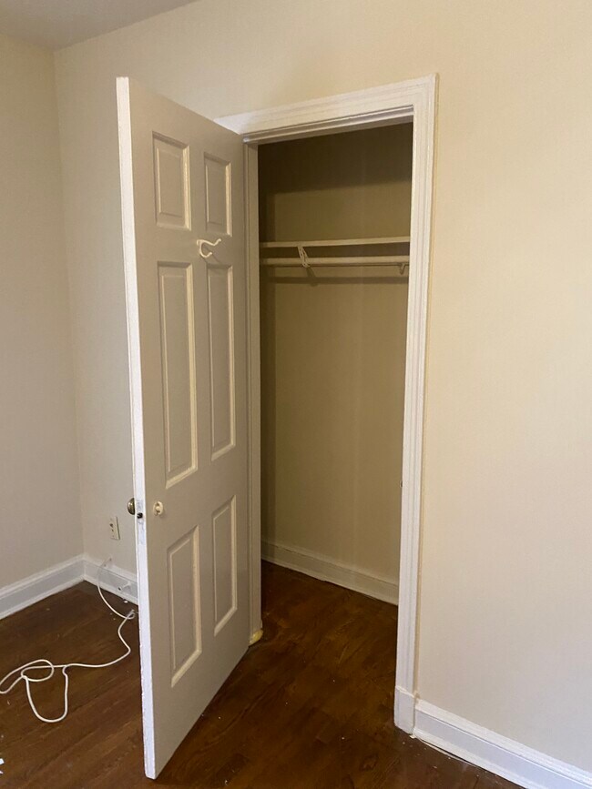 Foto del edificio - 1800 Shepherd St NE