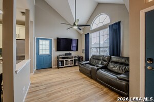 Foto del edificio - 2423 Crown Hollow