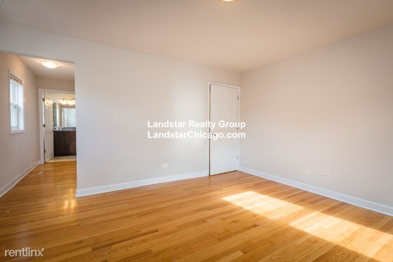 Primary Photo - 6435 N Damen Ave