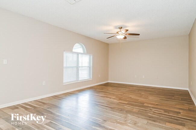 Building Photo - 3980 Clearbrook Cove Rd