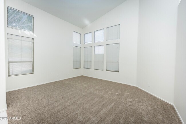 Foto del edificio - 3844 E Kings Ave