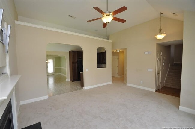 Building Photo - 409 Braxman Ln