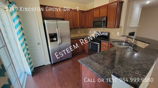 Foto del edificio - 1149 Kingston Grove Dr