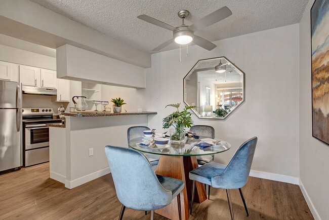 Foto del edificio - Rosemont West 84th