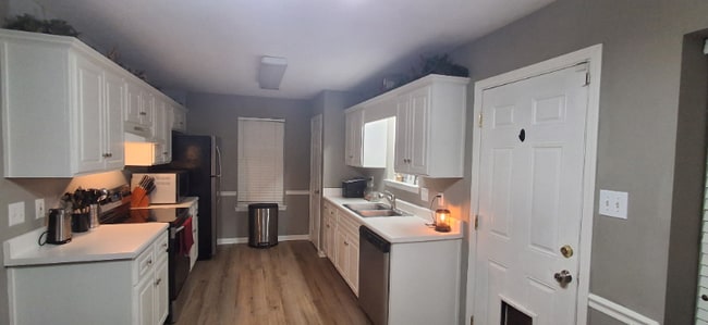 Foto del edificio - 4717 E Creek Mill Ct