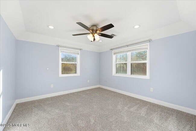 Foto del edificio - 674 Park Ave