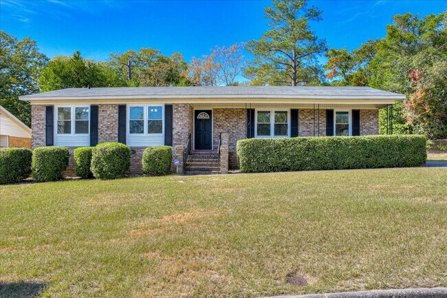 Foto del edificio - 3210 Trailwood Ct